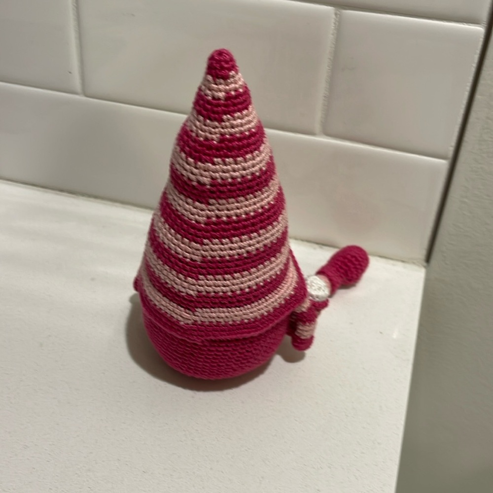 Handcrafted Pink Valentine Valentines Barbie Coffee Gnome Decor Amigurui Crochet - Picture 10 of 11